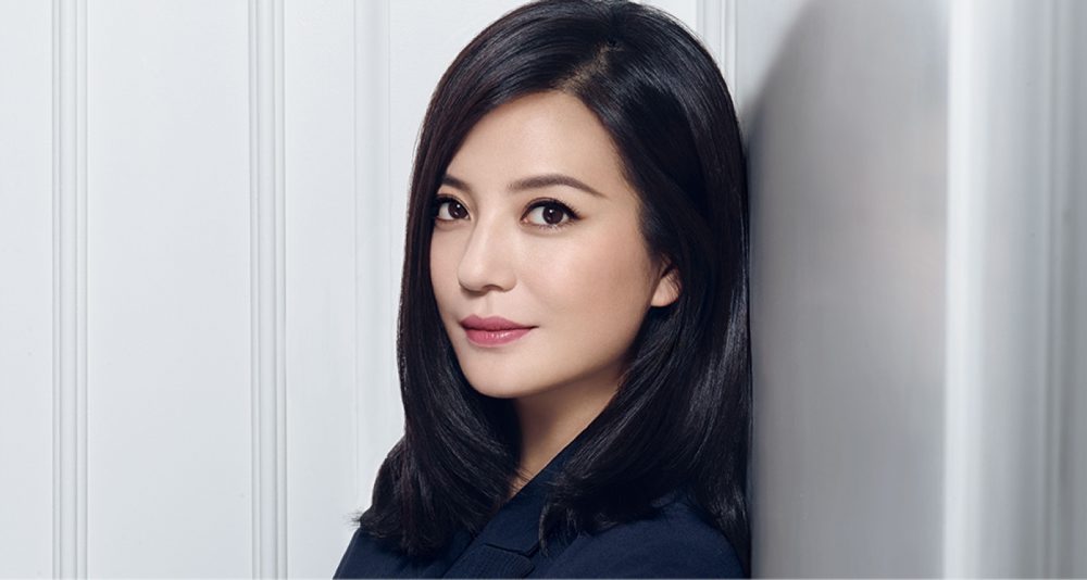 Les Echos - Profil _ Zhao Wei, impériale - Archives